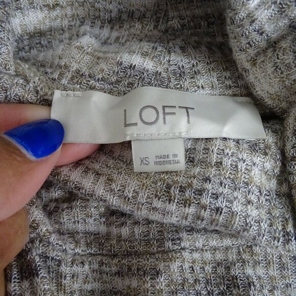 Ann Taylor Loft Brown Cream Turtleneck Knit Top Women Size XS Long Sleeve - Picture 4 of 9
